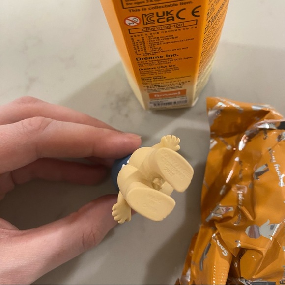 Authentic Rhinoceros Sonny Angel - Animal 3 Series - Picture 5 of 5